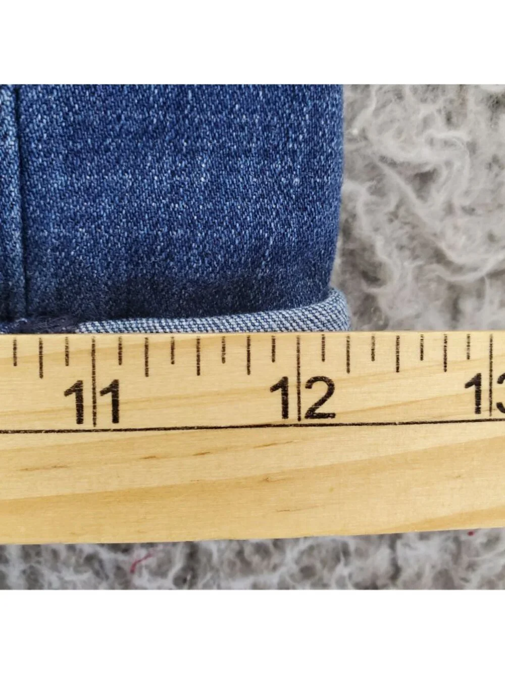 Levis mid length